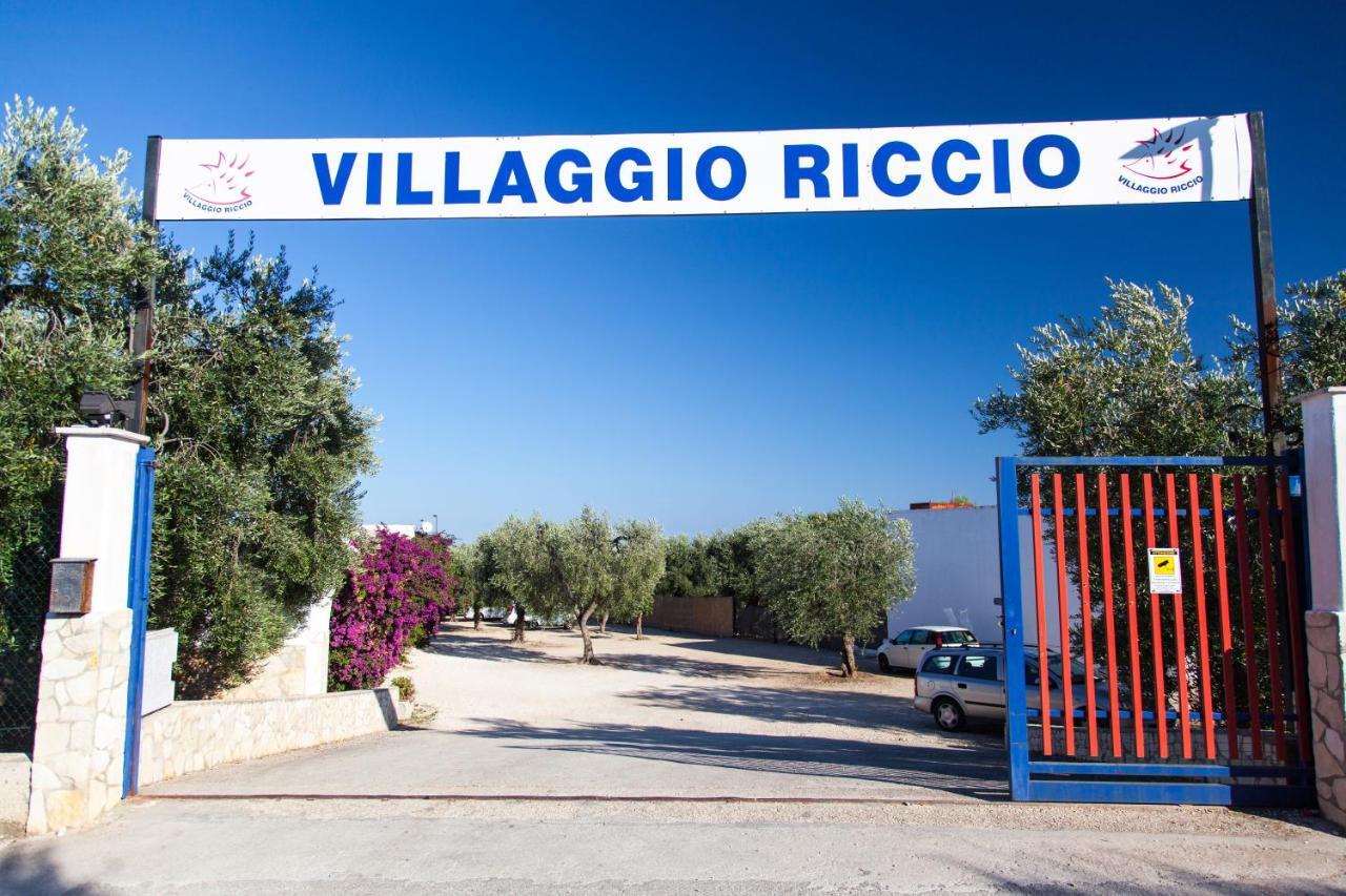Apartments Villaggio Riccio Mattinata Bagian luar foto